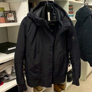 Lululemon size 8 black goose down insolated winter jacket, like new!